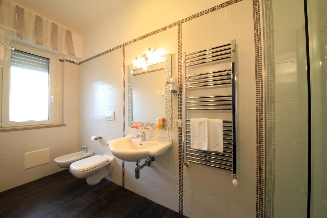 B&B Al Picchio モノーポリ エクステリア 写真
